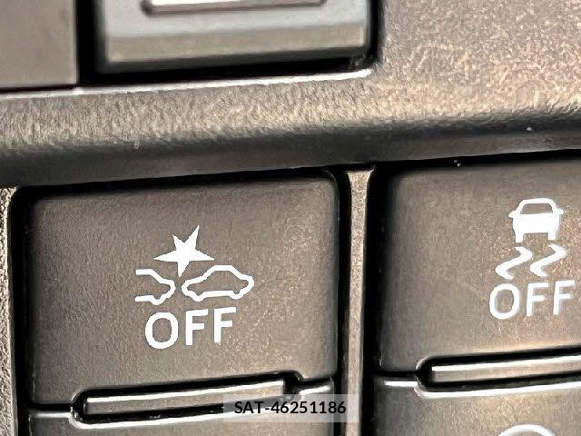 Toyota ROOMY 2021-01 7224317-11