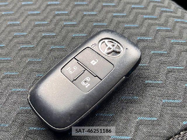 Toyota ROOMY 2021-01 7224317-18