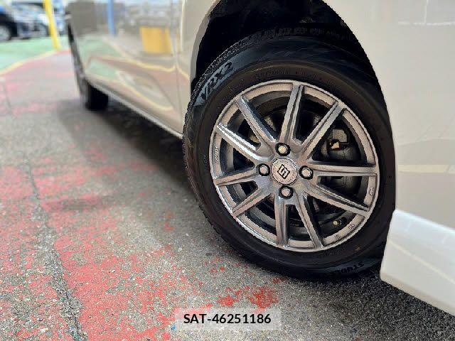 Toyota ROOMY 2021-01 7224317-26