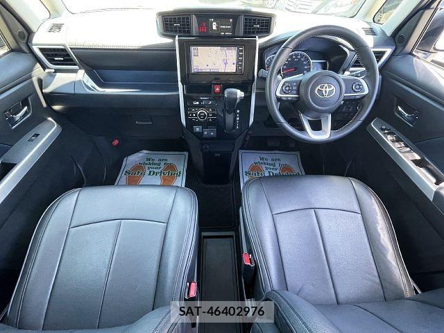 Toyota ROOMY 2022-06 7217145-1