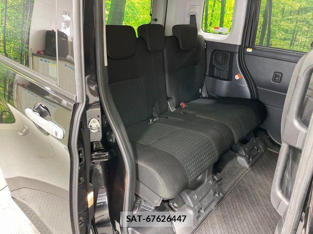 Toyota ROOMY 2021-02 7224318-9