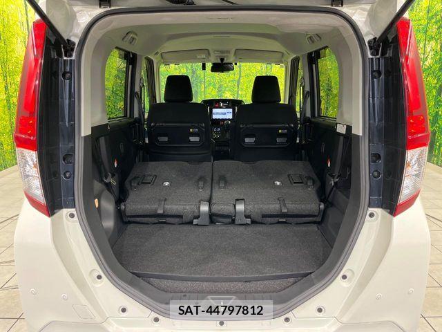 Toyota ROOMY 2019-07 7224305-9