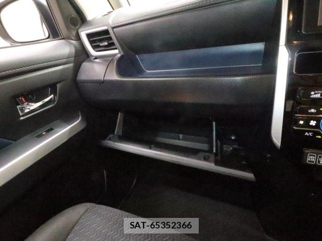 Toyota ROOMY 2021-08 7224341-25