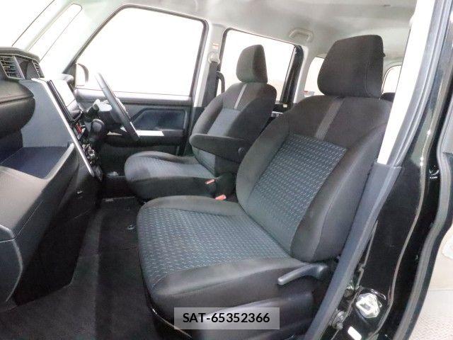 Toyota ROOMY 2021-08 7224341-6
