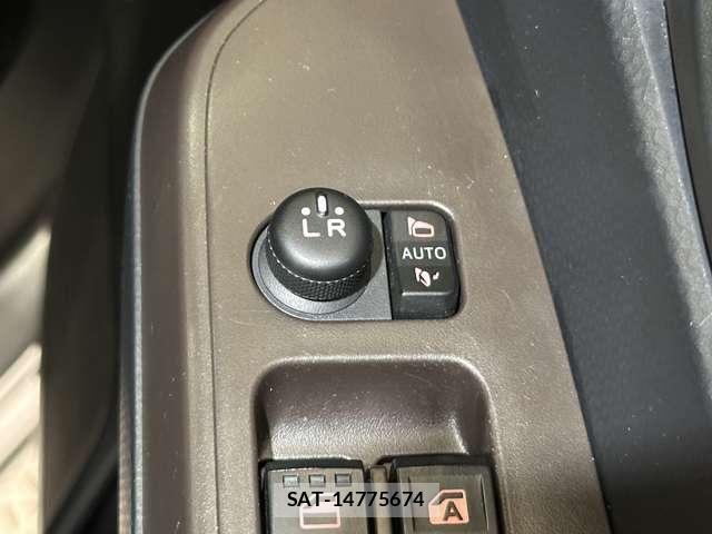 Toyota ROOMY 2020-04 7224313-14