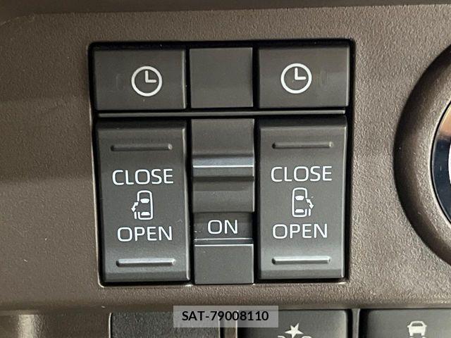Toyota ROOMY 2023-05 7224365-4