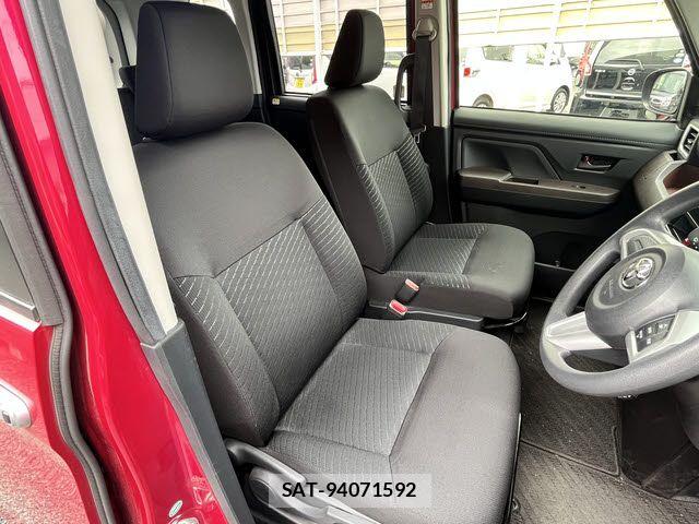 Toyota ROOMY 2017-11 7224294-3