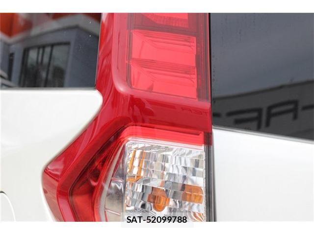 Toyota ROOMY 2017-01 7224279-24