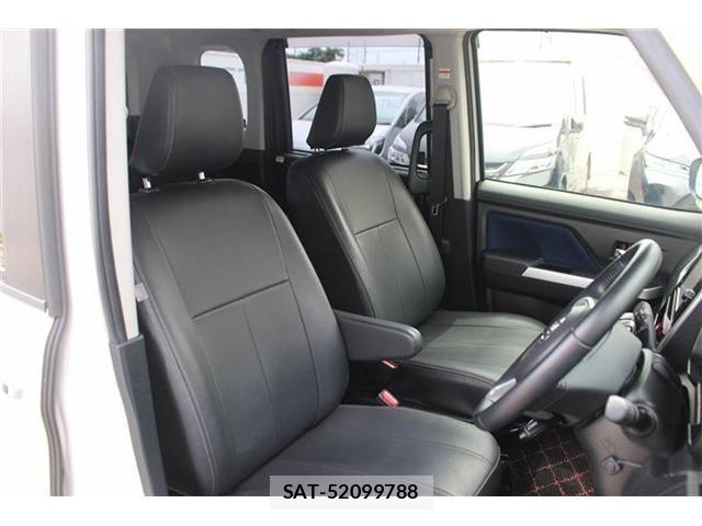 Toyota ROOMY 2017-01 7224279-26