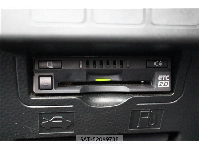 Toyota ROOMY 2017-01 7224279-4