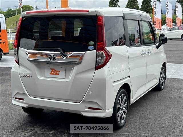 Toyota ROOMY 2017-08 7217904-12