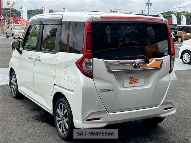 Toyota ROOMY 2017-08 7217904-14