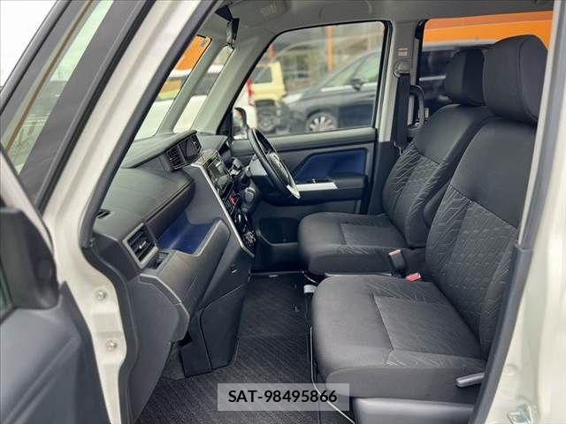 Toyota ROOMY 2017-08 7217904-16
