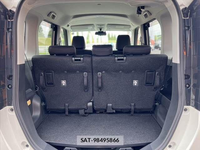 Toyota ROOMY 2017-08 7217904-19