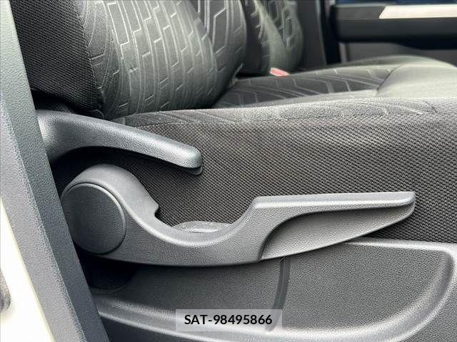 Toyota ROOMY 2017-08 7217904-23