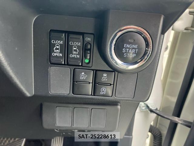 Toyota ROOMY 2017-11 7224293-15