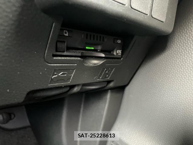 Toyota ROOMY 2017-11 7224293-21