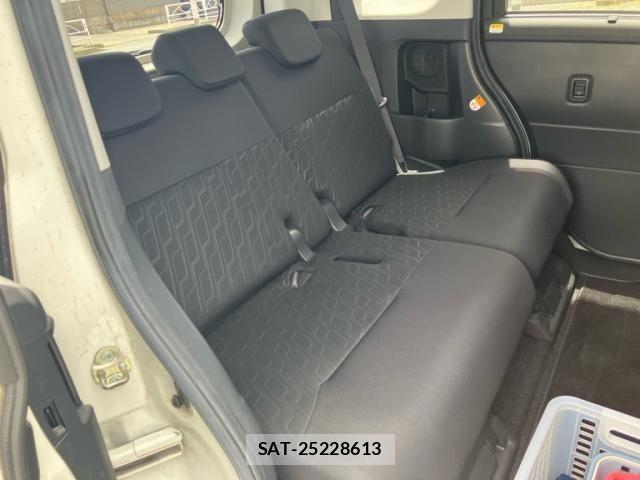 Toyota ROOMY 2017-11 7224293-8