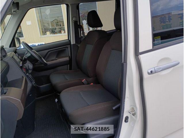 Toyota ROOMY 2021-04 7224342-9