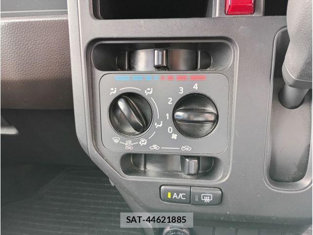 Toyota ROOMY 2021-04 7224342-21