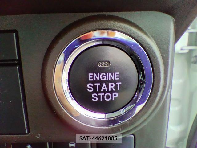 Toyota ROOMY 2021-04 7224342-24