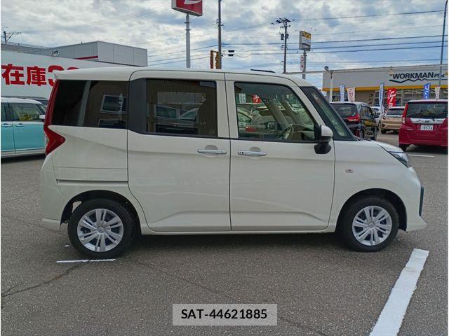 Toyota ROOMY 2021-04 7224342-3