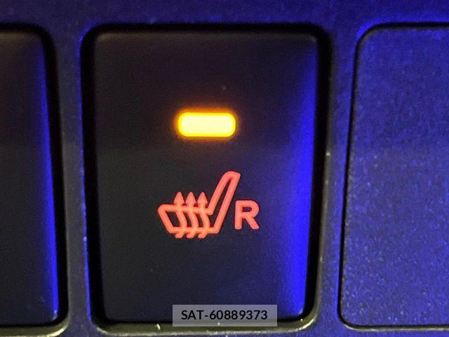 Toyota ROOMY 2021-06 7224337-6