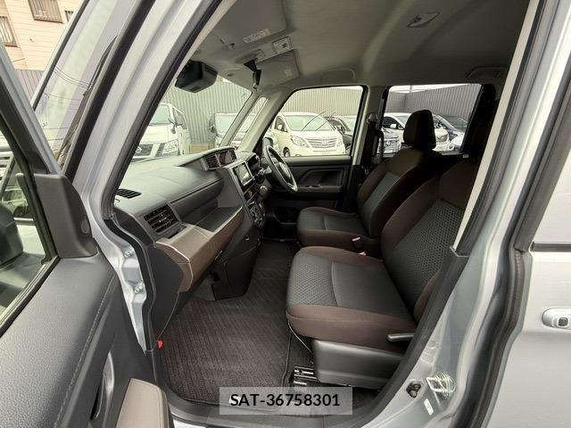 Toyota ROOMY 2022-10 7224360-9