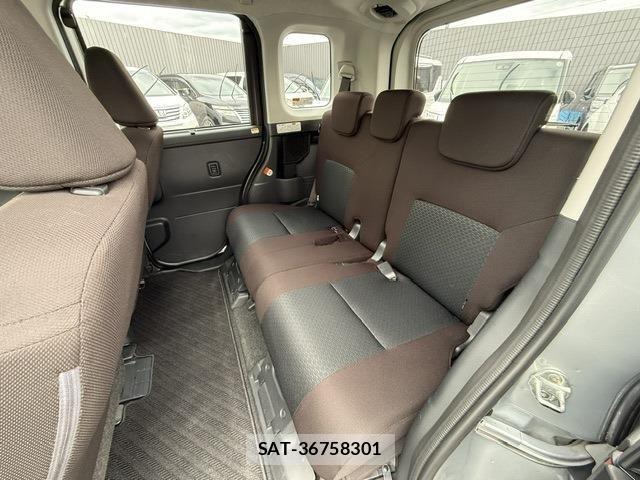 Toyota ROOMY 2022-10 7224360-10