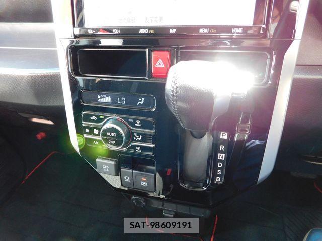 Toyota ROOMY 2021-07 7224339-25