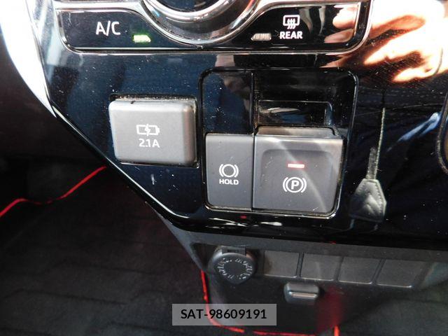 Toyota ROOMY 2021-07 7224339-26