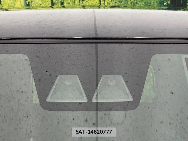 Toyota ROOMY 2022-09 7218374-3