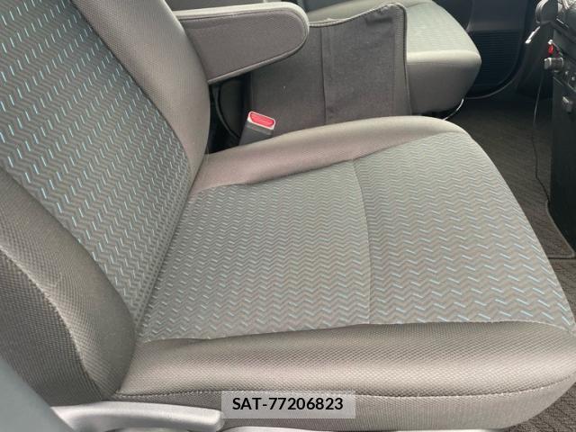 Toyota ROOMY 2025-08 7217316-11