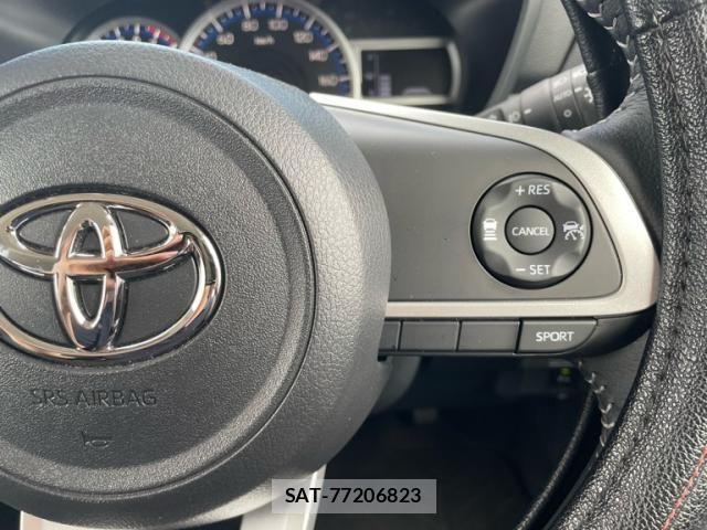 Toyota ROOMY 2025-08 7217316-17