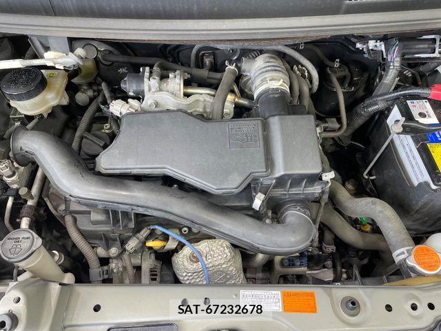 Toyota ROOMY 2019-05 7224302-17
