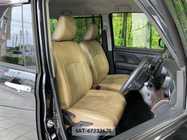 Toyota ROOMY 2019-05 7224302-7