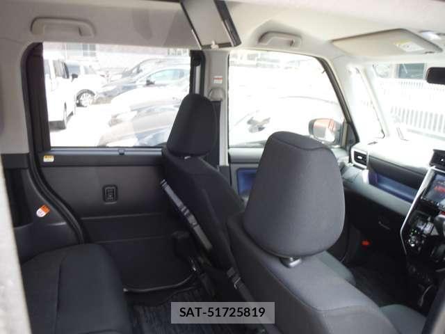 Toyota ROOMY 2017-07 7224290-16