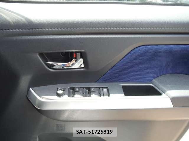 Toyota ROOMY 2017-07 7224290-26