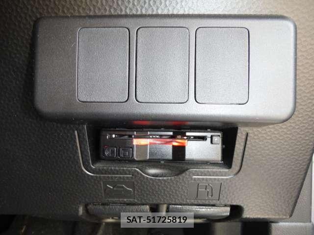 Toyota ROOMY 2017-07 7224290-29