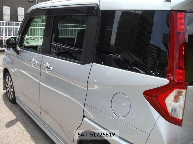 Toyota ROOMY 2017-07 7224290-8