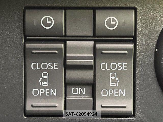 Toyota ROOMY 2021-05 7217254-2