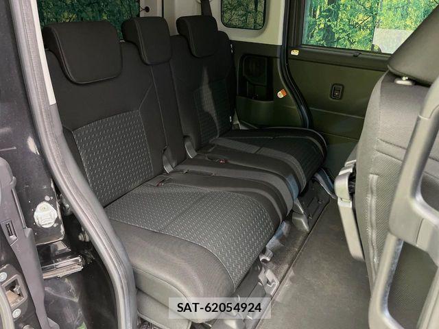 Toyota ROOMY 2021-05 7217254-8
