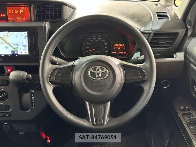 Toyota ROOMY 2020-04 7224314-9
