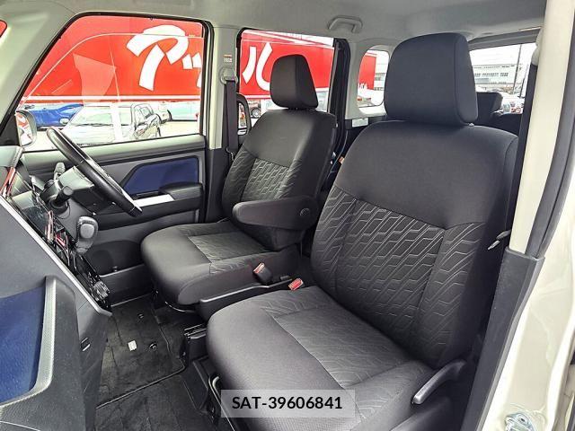 Toyota ROOMY 2019-02 7224299-24