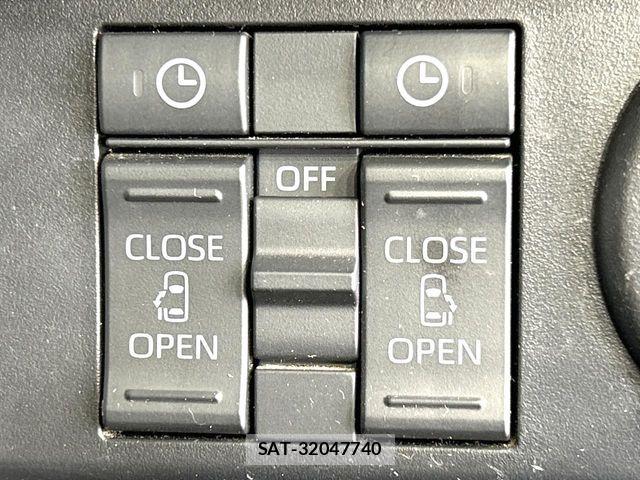 Toyota ROOMY 2021-12 7224349-5