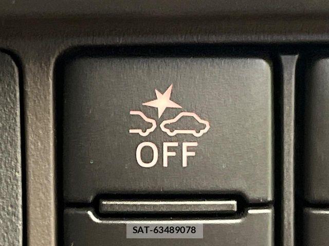 Toyota ROOMY 2021-08 7224343-6