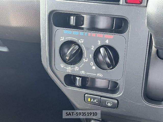 Toyota ROOMY 2022-07 7224359-14