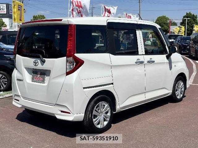 Toyota ROOMY 2022-07 7224359-2