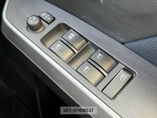 Toyota ROOMY 2021-01 7224316-28