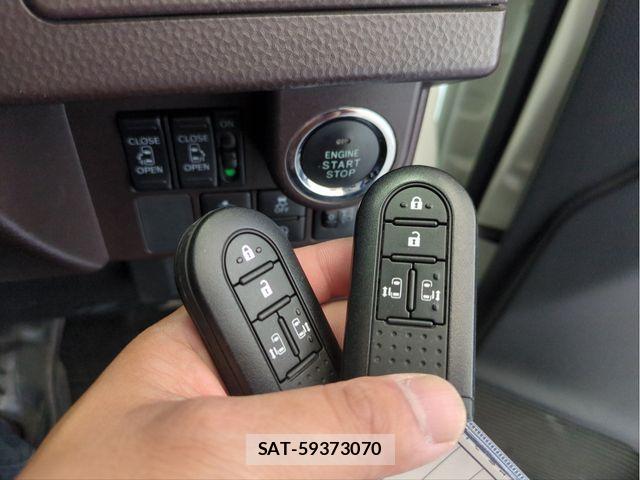 Toyota ROOMY 2016-12 7216640-11